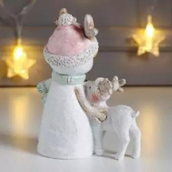 Сувенир полистоун "Снеговичок с оленёнком" розовый 12,5х5,5х9,5 см