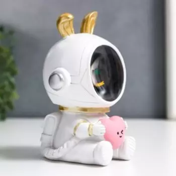 Сувенир полистоун свет "Зайка-космонавт с сердцем" 11х7х6,5 см