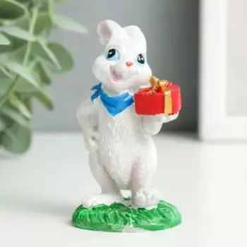 Сувенир полистоун "Влюблённый зайка" МИКС 5х5х10 см