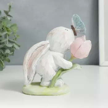 Сувенир полистоун "Зайка с тюльпаном и бабочкой на носу" 14,5х11,5х7 см