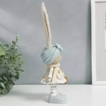 Сувенир полистоун "Зайка в повязке, с корзиной цветов" бежевый 28х8,3х10,8 см