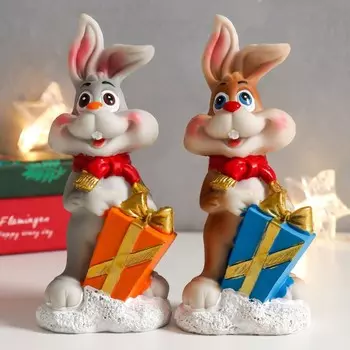 Сувенир полистоун "Заяц с подарком" МИКС 7,2х6х15,5 см