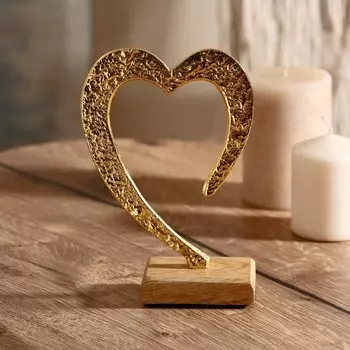 Сувенир "Сердце" на подставке 12х5х18 см