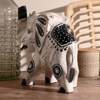 Сувенир "Слоник на прогулке" дерево 11х25х25 см