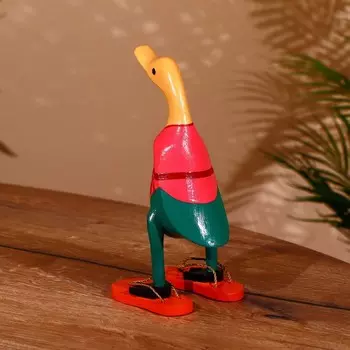 Сувенир "Утка в сланцах " дерево 27 см