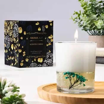 Ароматическая свеча в стакане English Pear and Fresia, 200 г