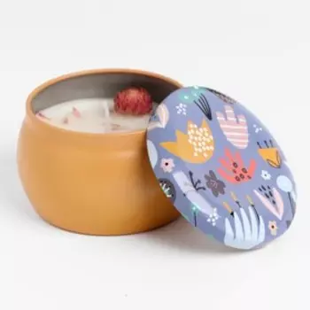 Ароматическая свеча в банке «Гардения», из соевого воска с сухоцветом, 4.56 см, 80 г