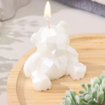 Свеча декоративная Мишка-грани 7см, жемчужная