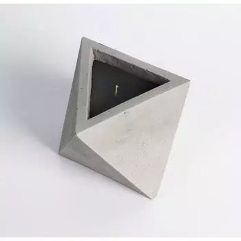 Свеча фигурная ароматическая в бетоне "Ромб", 13,5х9 см, черный, черная смородина