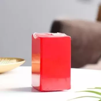 Свеча интерьерная "Квадрат", 6х6х10,5 см, красная