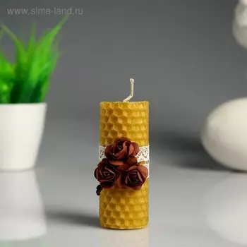 Свеча из вощины "Классика" с розой коричневого цвета, медовая, 4×8 см