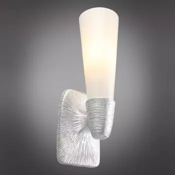 Светильник настенный (бра) Hloya Е14 40Вт