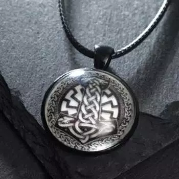 Светящийся амулет "Молот Тора" на шнурке, цвет чёрный