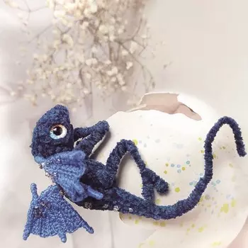 Связать дракона. Календарь настенный на 2024 год, 30х30 см