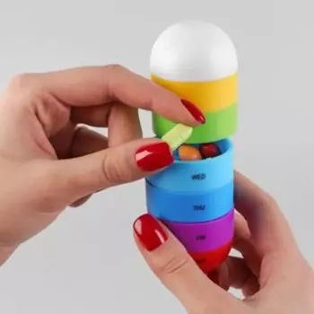 Таблетница - органайзер «Неделька», английские буквы, d = 5 12,5 см, 7 выдвижных контейнеров, разноцветная