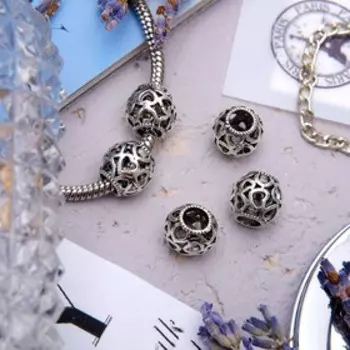 Талисман "Узор" с сердечками, цвет серебро