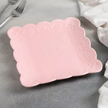 Тарелка фарфоровая квадратная Доляна «Сьюзен», 2020 см, цвет розовый