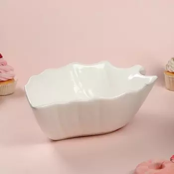 Тарелка "Лист", керамика, белая, 35х23х9 см, 1 сорт, Иран