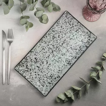 Тарелка стеклянная прямоугольная Magistro «Мрамор», 31,5×16,5 см, цвет белый