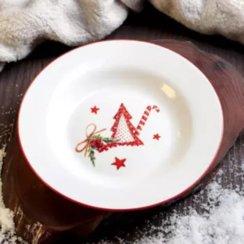 Тарелка суповая Доляна «Счастливого Нового года», d=20,2 см