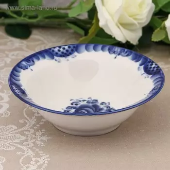 Тарелка фарфоровая «Трапеза», глубокая малая, d=17.5 см, гжель