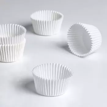 Форма для выпечки, белая 4.52.9 см