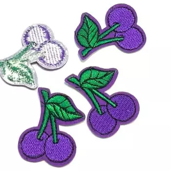 Термоаппликация «Вишенки», размер 2,5x4 см