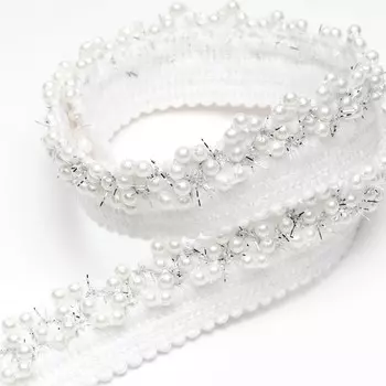 Тесьма декоративная с бусинами и блёстками, цвет белая