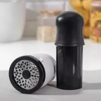 Тёрка кондитерская для шоколада и сыра Доляна «Вкус», 2 насадки, белая, чёрная