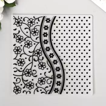 Трафарет для эмбосирования пластик "Горошек и цветы" 15х15 см