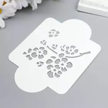 Трафарет пластик "Ветка с цветами" 10х10 см