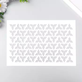 Трафарет пластиковый "Трилистники" 24х16 см