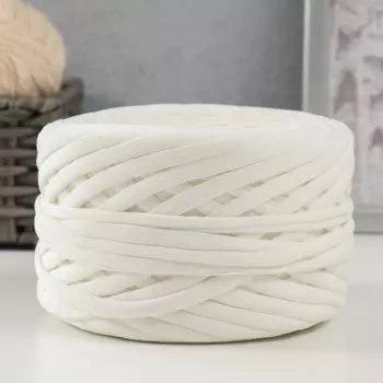 Трикотажная пряжа, ширина 7-9 мм, 100м/295 гр±10% (01 - ваниль)