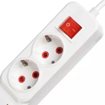 Удлинитель Luazon Lighting, 2 евро+2 унив.роз., 5 м, 2200Вт, 3х0.5 мм2, 3хUSB, с выкл., Б 510