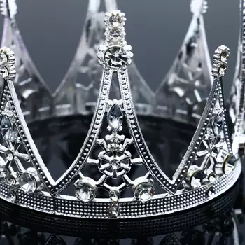 Топпер для торта «Корона с камнями», цвет серебро