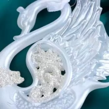 Ёлочная игрушка «Зимнее волшебство. Лебедь величие», 1011 см, белый