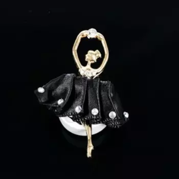 Украшение в дефлектор автомобиля "Балерина"