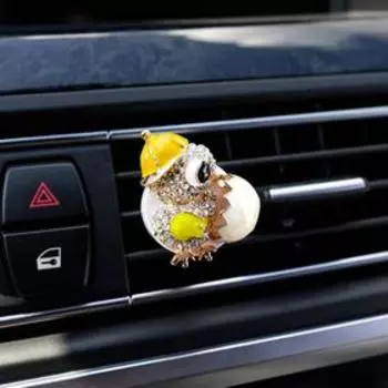 Украшение в дефлектор автомобиля "Птенчик"