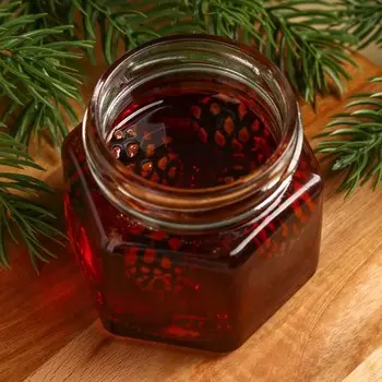 Варенье подарочное новогоднее «С Новым годом!» из сосновой шишки, 100 мл