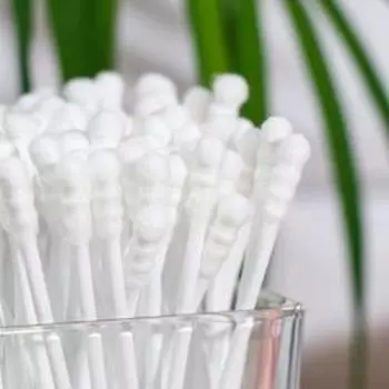 Ватные палочки косметические со спиралевидным намотом по 100 шт в стакане