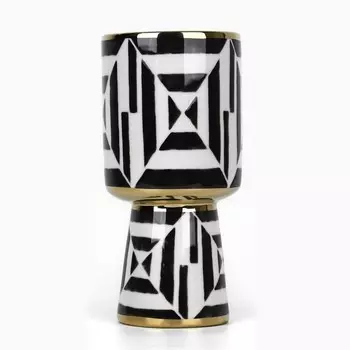 Ваза для цветов «Иллюзия» 16,5 х 16,5 х 18 см