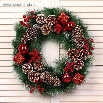 Венок новогодний d=36 см «Зимнее волшебство. Шишки», с красным декором