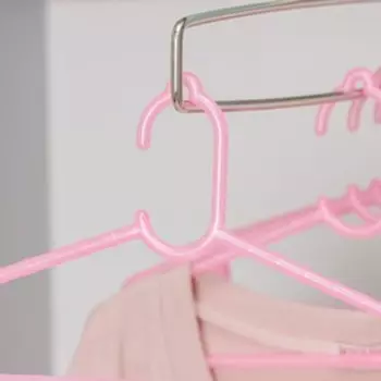 Вешалка-плечики для одежды детская Доляна «Классик», размер 30-34, цвет МИКС