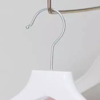 Плечики для одежды детские, размер 32-34, широкие, антискользящие, белые