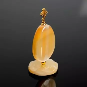 Яйцо «Богоматерь Казанская», на подставке, 511 см, селенит