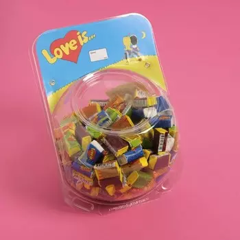 Жевательная резинка LOVE IS, микс, сфера, 4,2 г