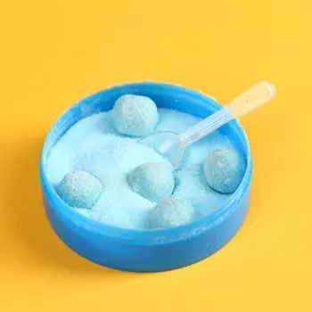 Жевательные резинки «Кислый заряд бодрости» с кислой пудрой, вкус: клубника, арбуз, кола, 15 г.