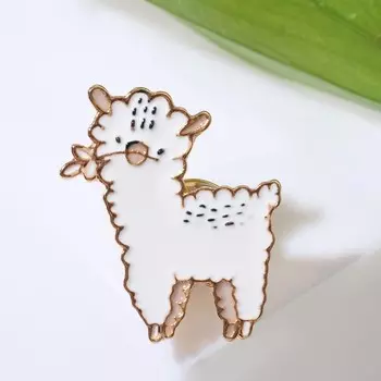 Значок «Лама» милашка, цвет белый в золоте