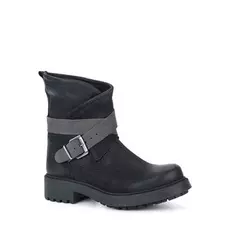 Ботинки без шнурка зимние