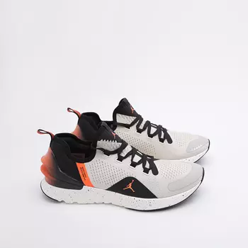 Кроссовки Jordan